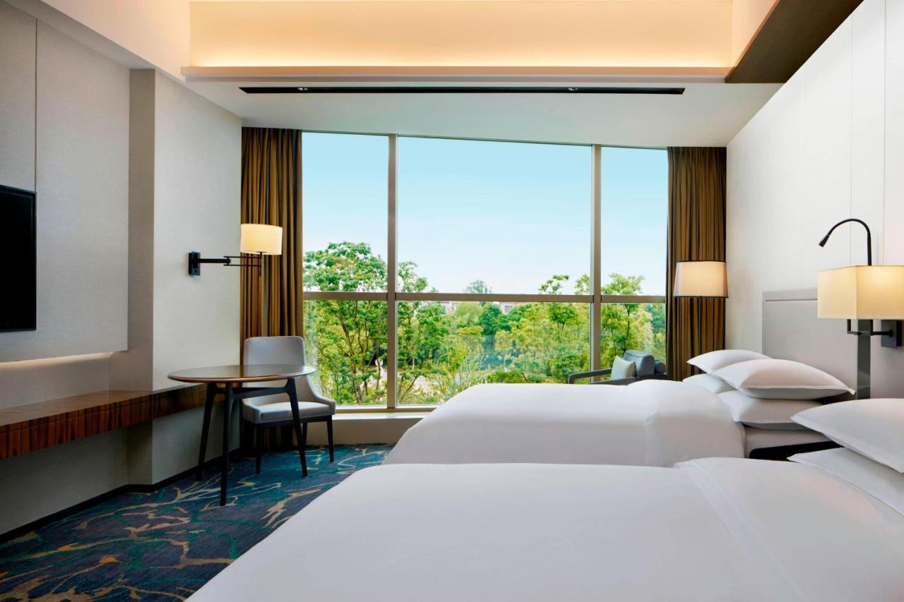 Sheraton Shanghai Chongming Hotel Bagian luar foto
