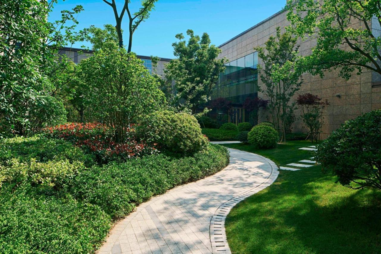 Sheraton Shanghai Chongming Hotel Bagian luar foto